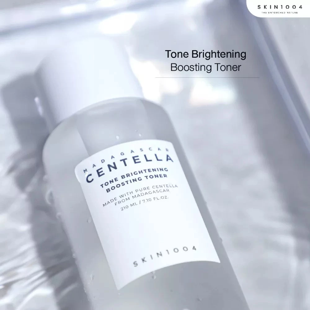 SKIN1004 Madagascar Centella Tone Brightening Boosting Toner 210 ml