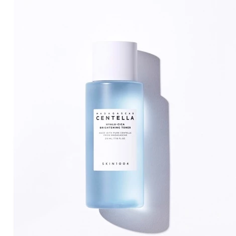 SKIN1004 Hyalu-Cica Brightening Toner 210 ml